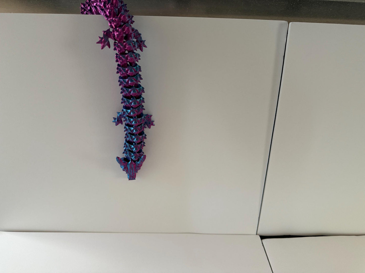 3D printed articulated dragon in purple and blue – flexible fantasy figure for desk or decor